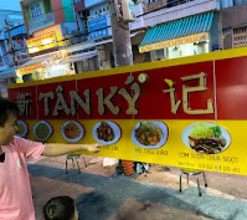Làm biển hiệu quán ăn Tân Ký