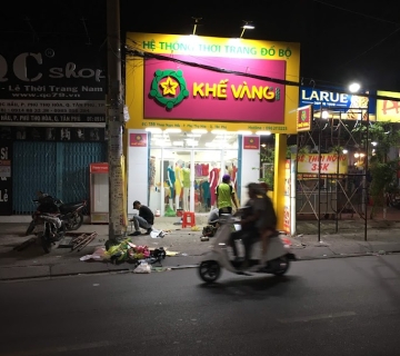 Làm biển hiệu shop thời trang