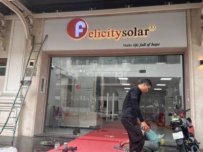 Chữ Mica Uốn Nổi Có Đèn Led